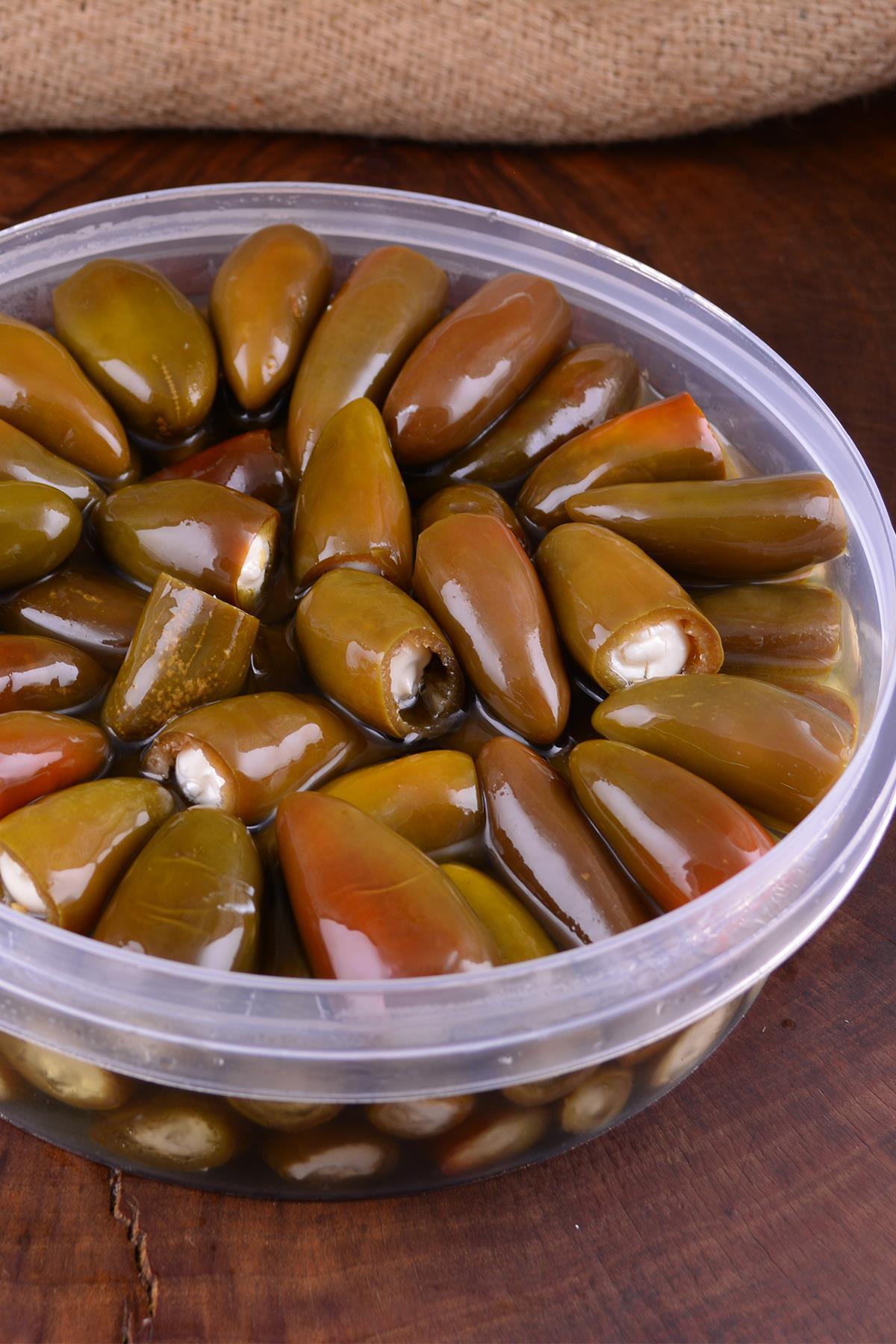 Peynir Dolgulu Jalapeno Acı Biber 1000 g ℮