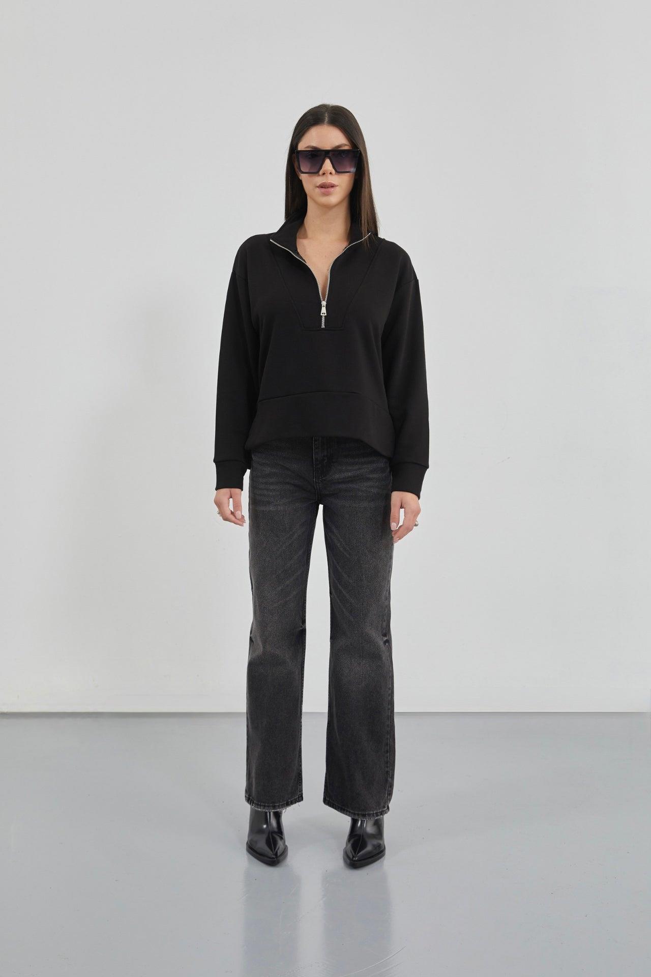 Fermuar ve Dikiş Detaylı Siyah Sweatshirt