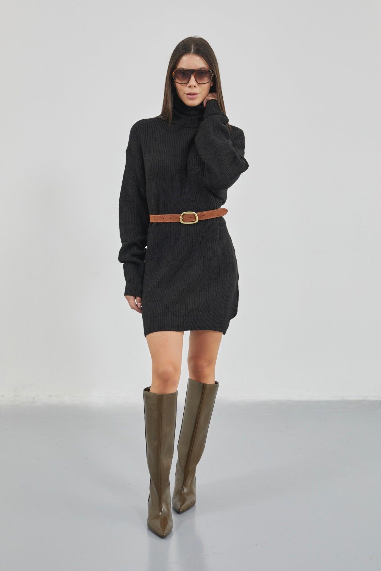 Oversize Balıkçı Yaka Siyah Triko Tunik