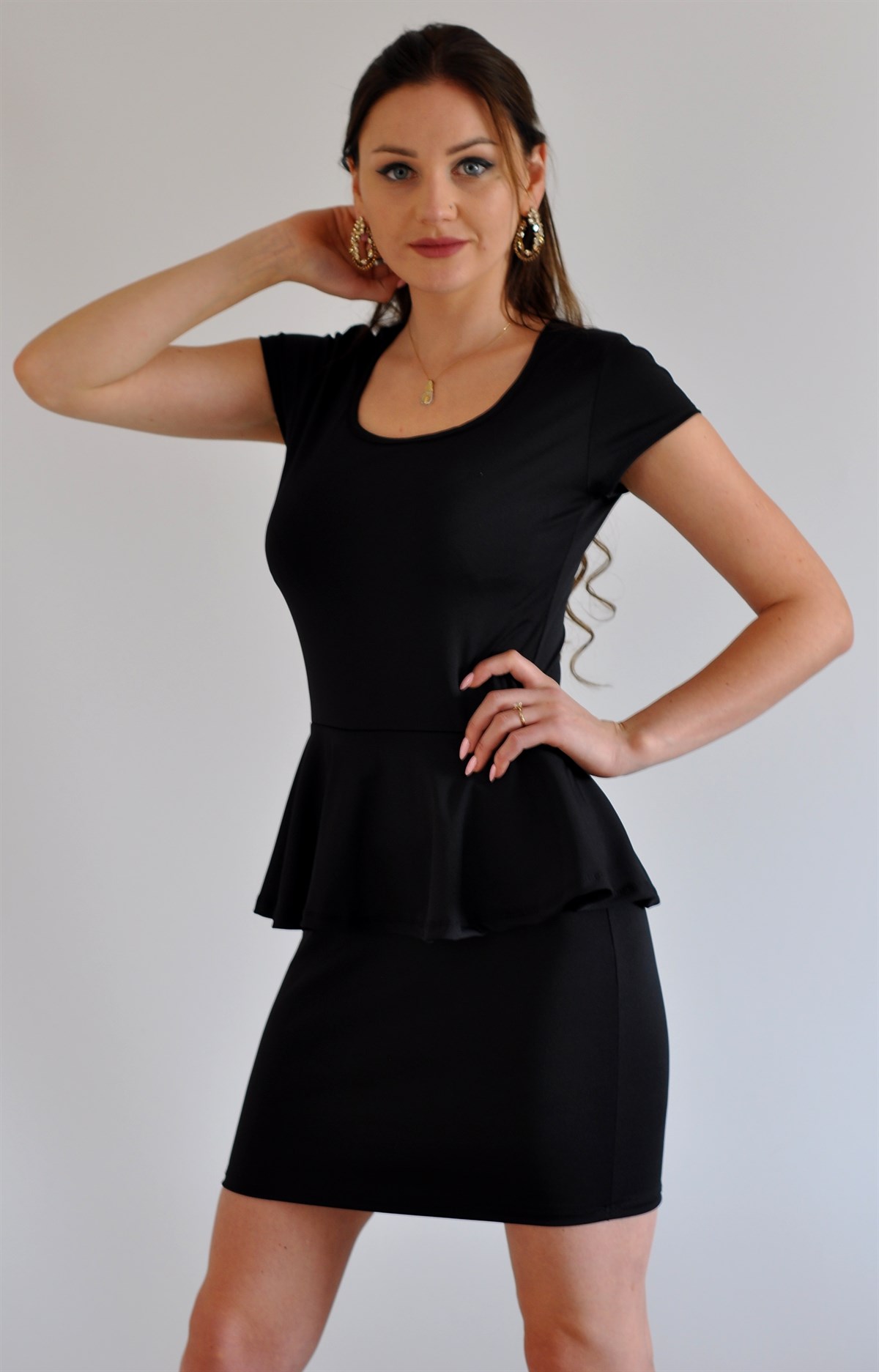 ESNEK DALGIÇ KUMAŞ SİYAH PEPLUM MİNİ ELBİSE KISA KOLLU SİYAH MİNİ ELBİSE SHORT SLEEVE BLACK MINI DRESS DNM-261-siyah