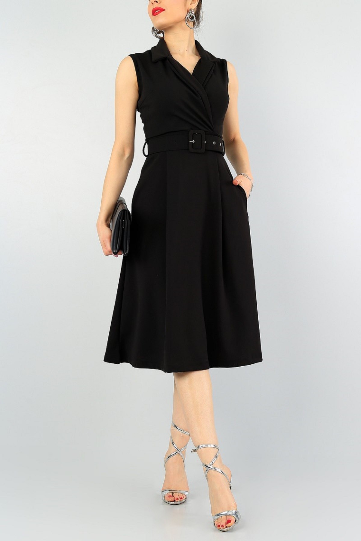 ESNEK KUMAŞ KEMER DETAYLI CEKET YAKA KOLSUZ SİYAH ELBİSE GÜNLÜK SİYAH ELBİSE BLACK DAY DRESS BLACK PROM DRESS BLACK PARTY DRESS BLACK MINI DRESS DKS-012-SİYAH
