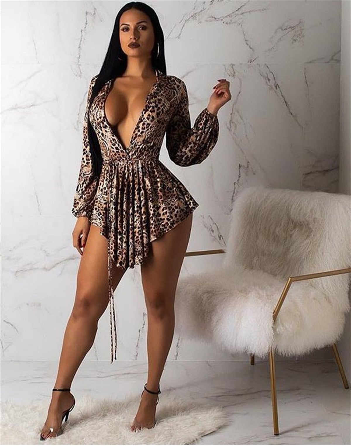 ESNEK MİKRO KUMAŞ LEOPAR DESENLİ ASİMETRİK KESİM DEKOLTE MİNİ ELBİSE LEOPARD PRINT CLUBWEAR MINI DRESS LP-228