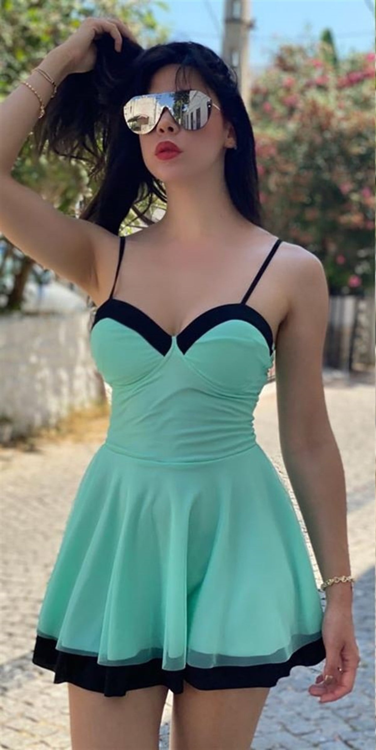 LİKRALI ESNEK KUMAŞ GÖĞÜS VE SIRT DEKOLTELİ ASKILI MİNİ ELBİSE KİLOŞ MİNT MİNİ ELBİSE YAZLIK GECE ELBİSESİ GÖĞÜS DEKOLTELİ ÇİÇEKLİ MİNİ GECE ELBİSESİ BLACK CLUBWEAR BLACK MINI DRESS BLACK GOGO DRESS KY-115