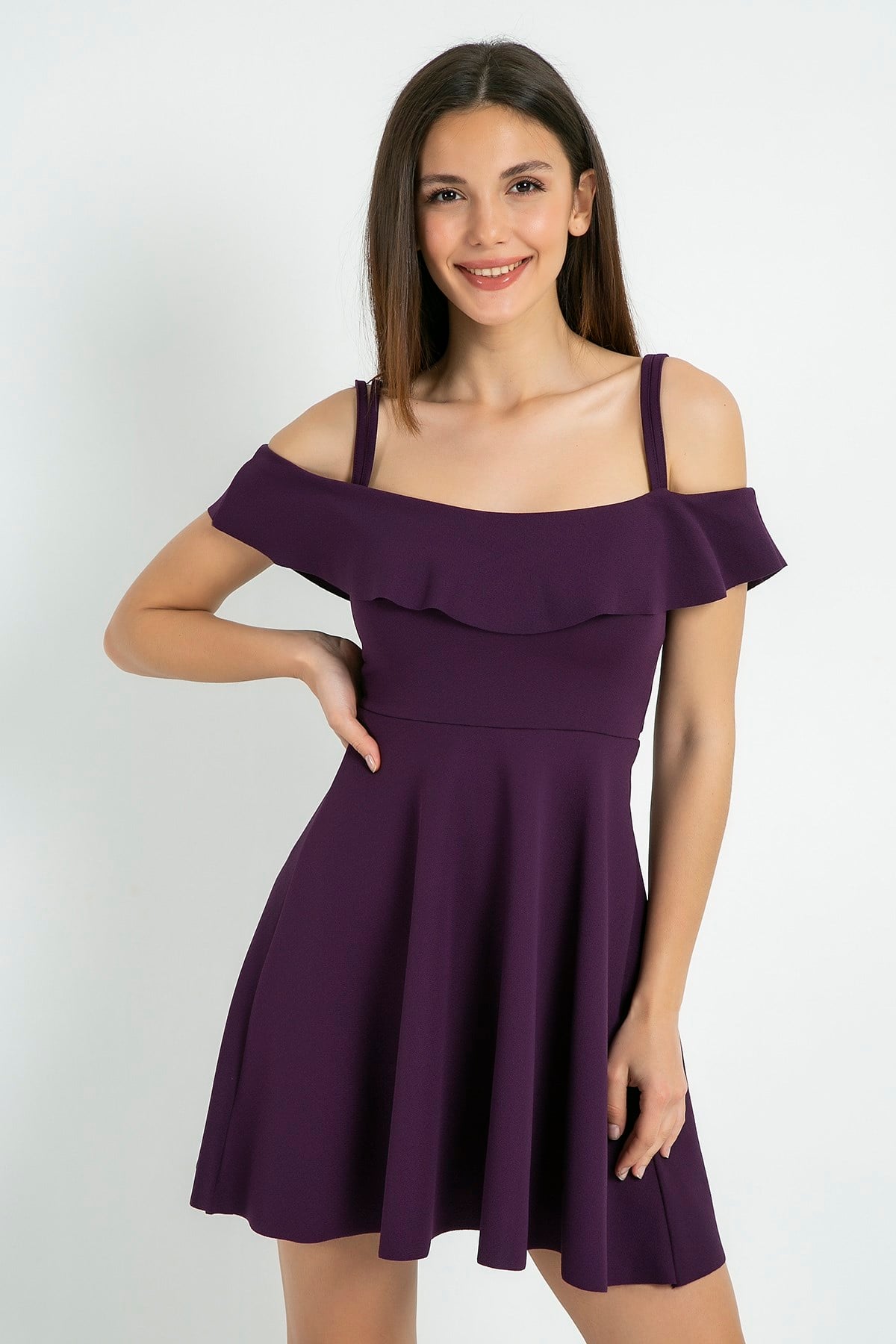 VOLAN DETAYLI ESNEK KUMAŞ ASKILI MOR MİNİ ELBİSE MOR ELBİSE SLEVELESS PURPLE MINI DRESS 4646031890225
