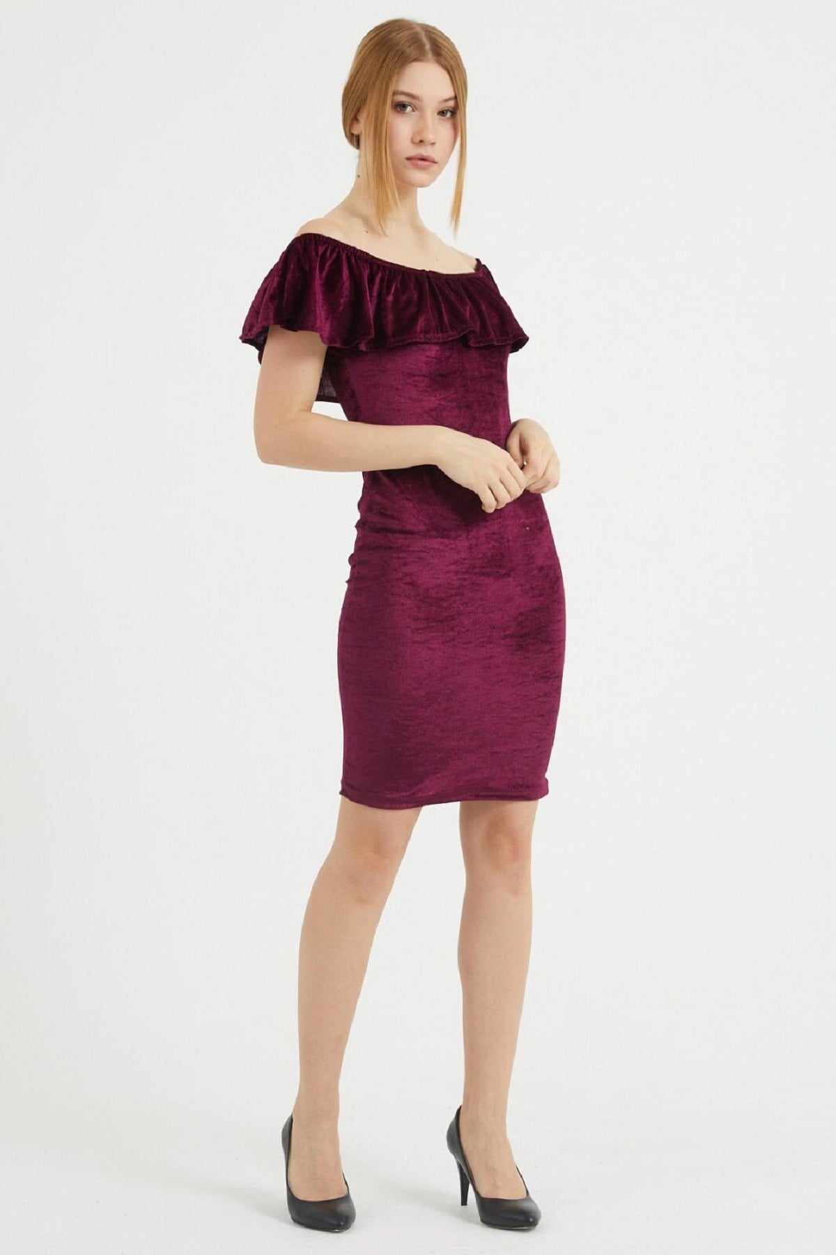 VOLANLI STRAPLEZ GÖĞÜS DEKOLTELİ MÜRDÜM KADİFE MİNİ ELBİSE PURPLE VELVET MINI DRESS EMR-065-MÜRDÜM