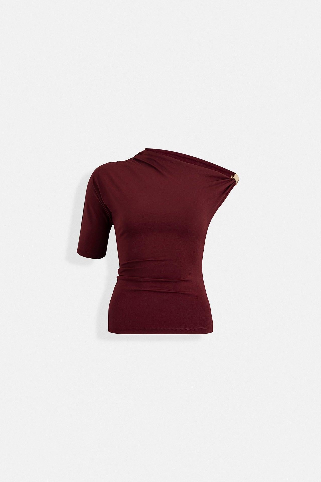Aksesuar Detay Cutout Bordo Bluz