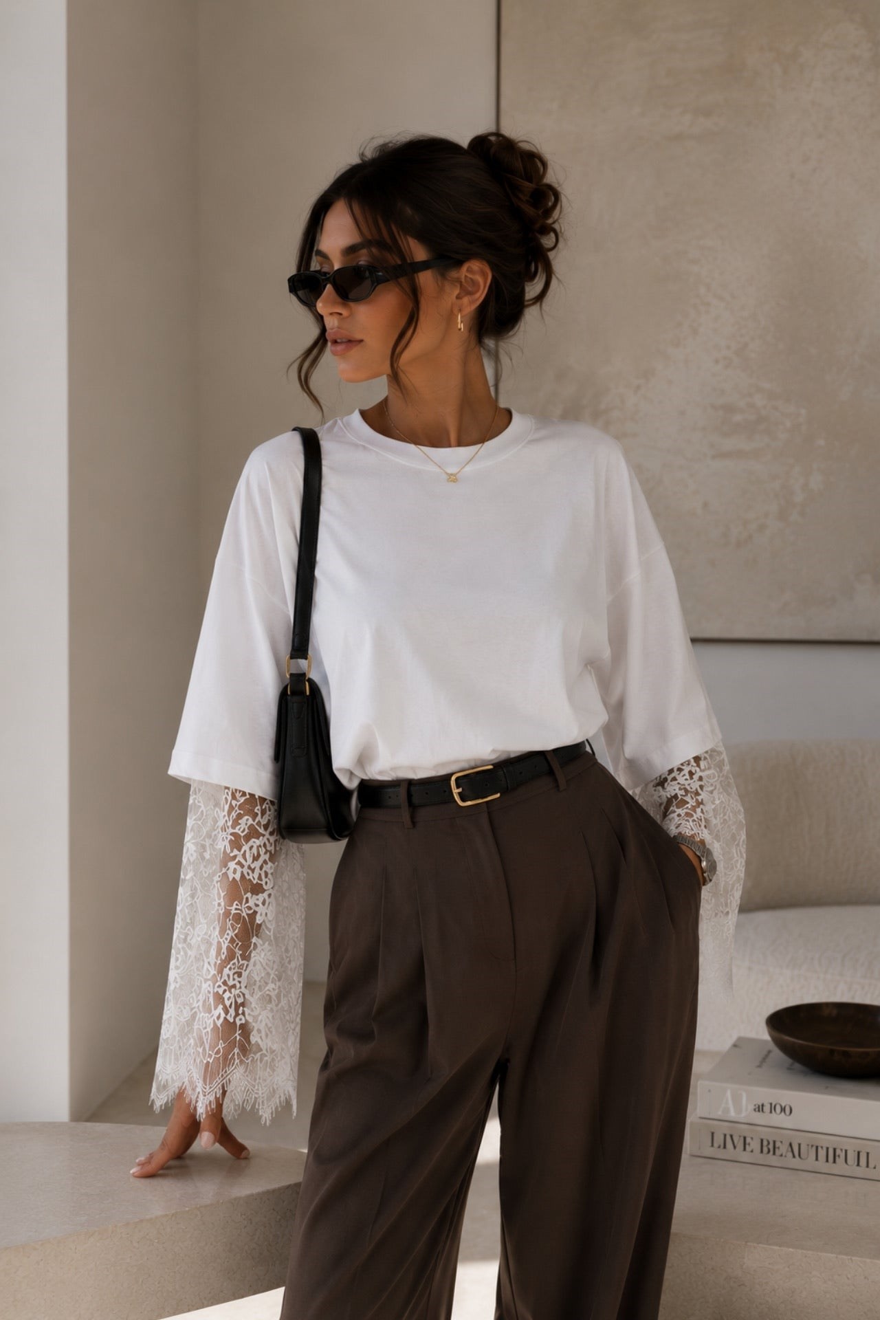 Bisiklet Yaka Kol Dantel Detay Beyaz Oversize T-Shirt