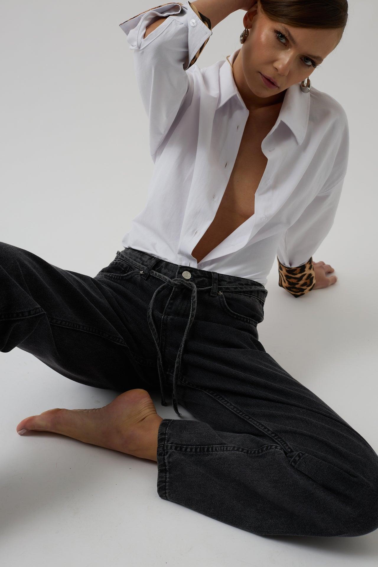 Biye Detay Straight Siyah Jean