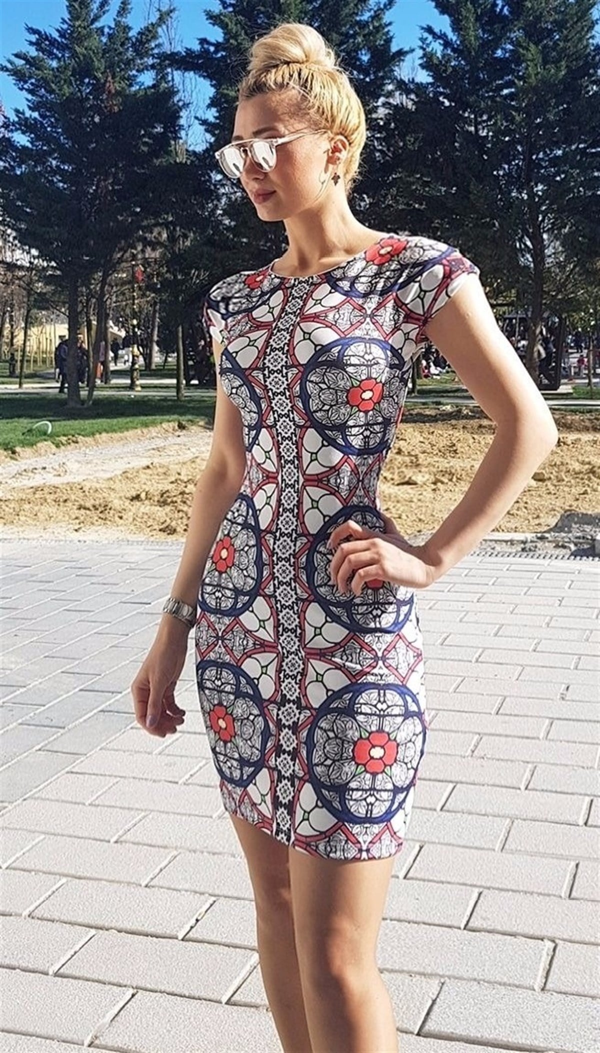 DALGIÇ KUMAŞ ÜZERİ DİJİTAL BASKILI MİNİ ELBİSE CHP-152