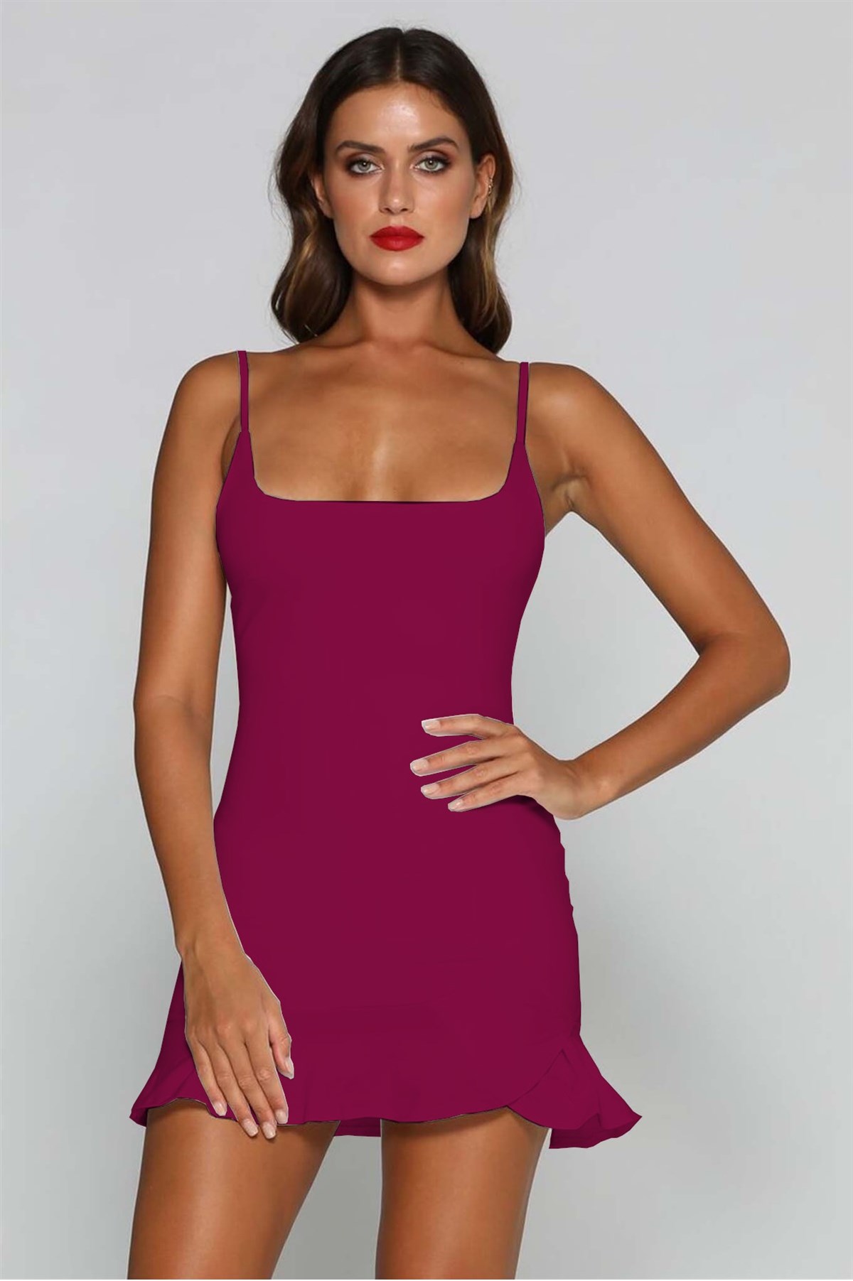 ESNEK DALGIÇ KUMAŞ ETEK UCU VALONLU ASKILI FUŞYA MİNİ ELBİSE DARK PINK MINI DRESS DNM-501-5