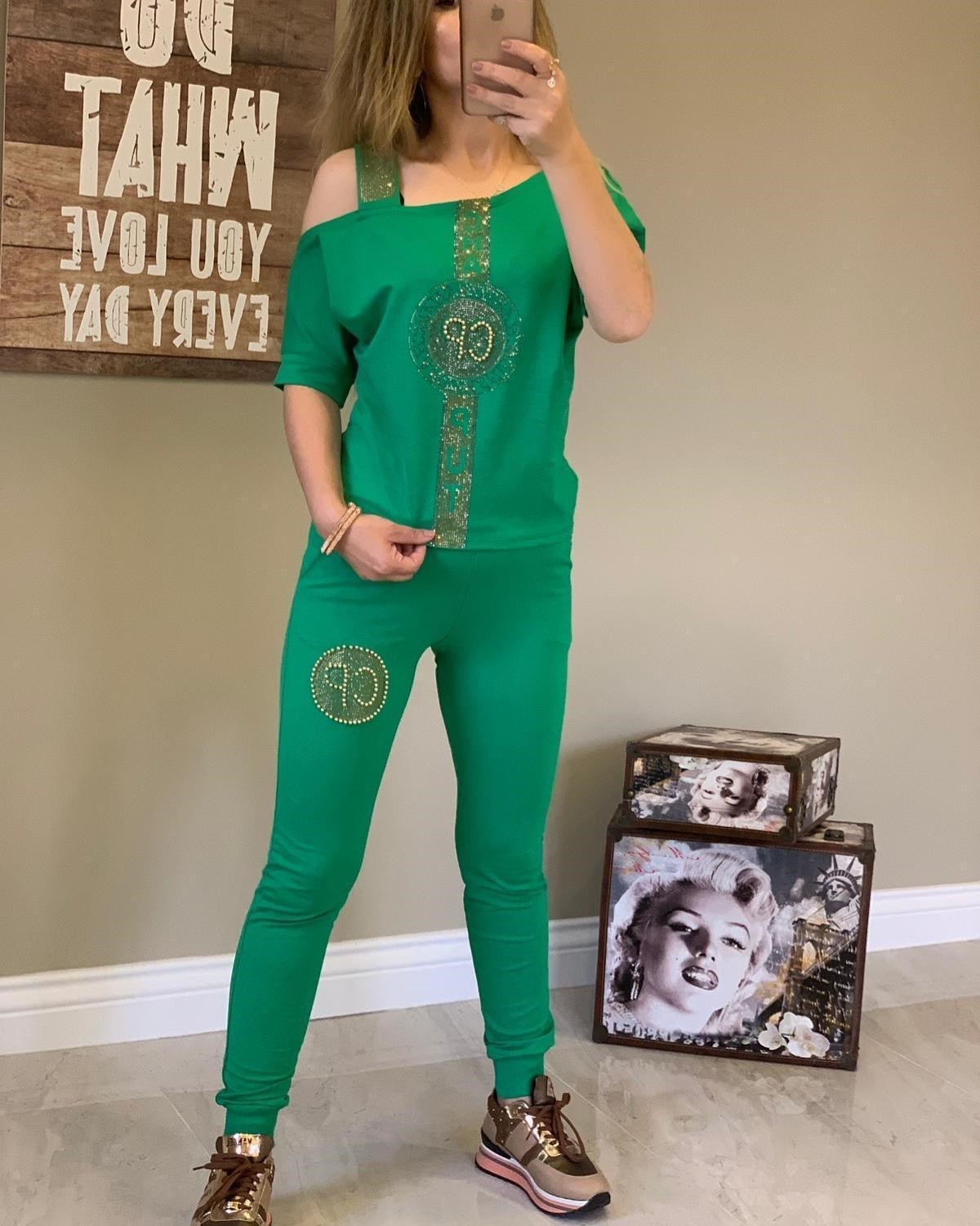ESNEK İKİİPLİK KUMAŞ BONCUK VE PALAK TAŞ BASKI DETAYLI EŞOFMAN ÜST VE EŞOFMAN ALT TAKIM WOMAN SPORTSWEAR SET CHP-212-2