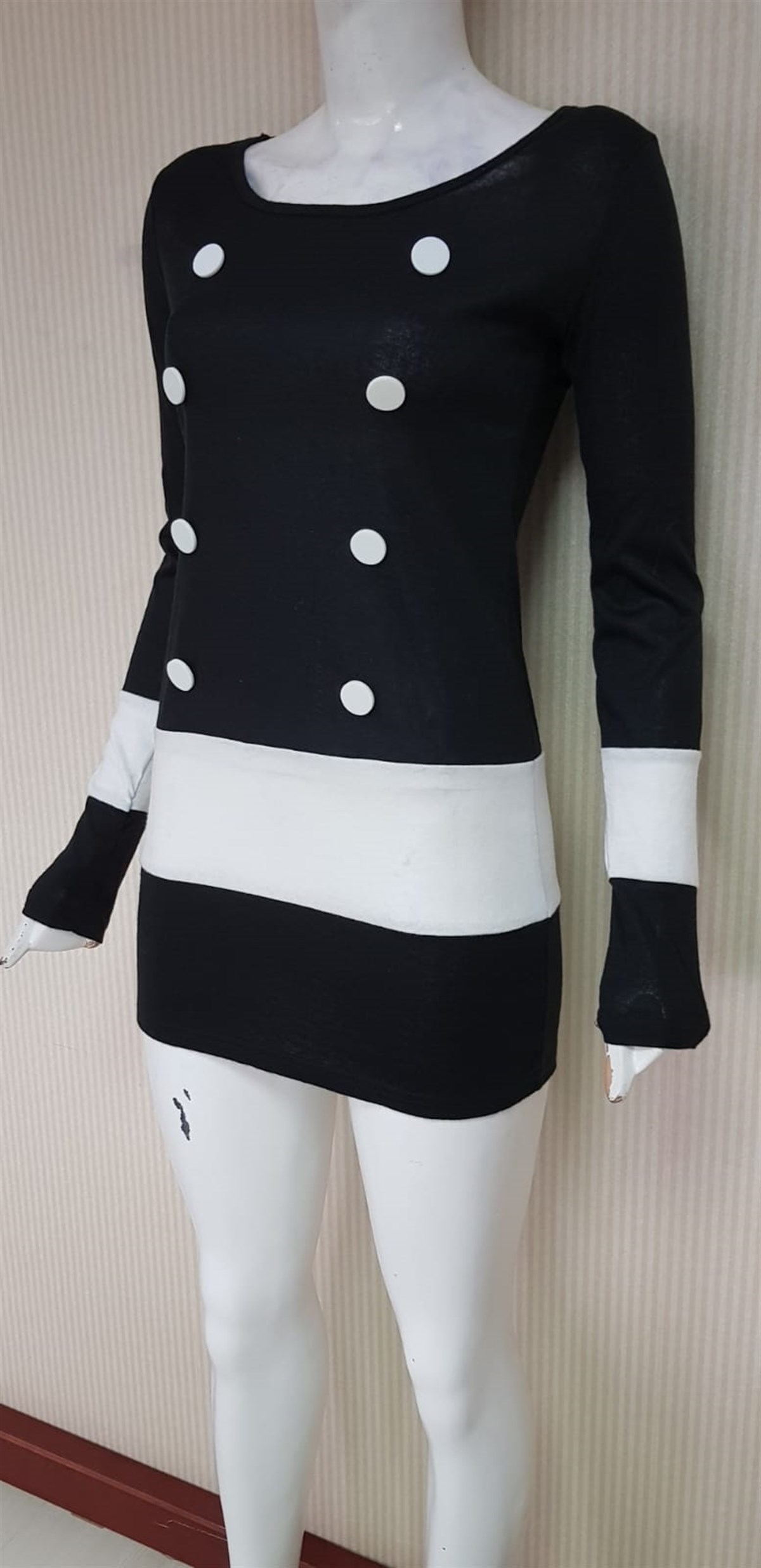 ESNEK KUMAŞ DÜĞME DETAYLI MİNİ ELBİSE CLUBWEAR ASİA-017