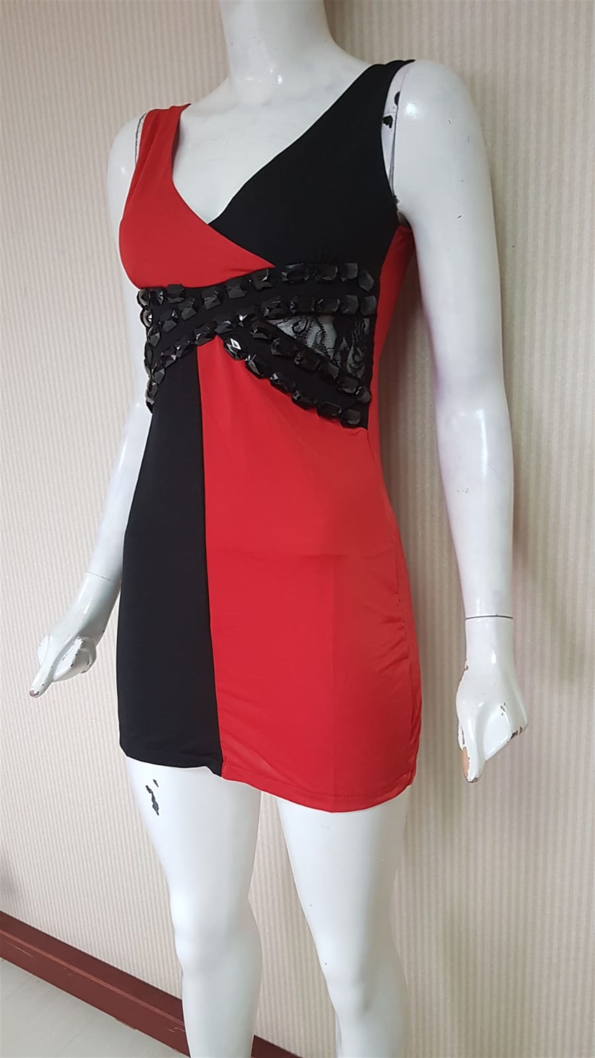 ESNEK MİKRO JARSE KUMAŞ BONCUK DETAYLI MİNİ ELBİSE SİYAH GECE ELBİSESİ CLUBWEAR ASİA-005