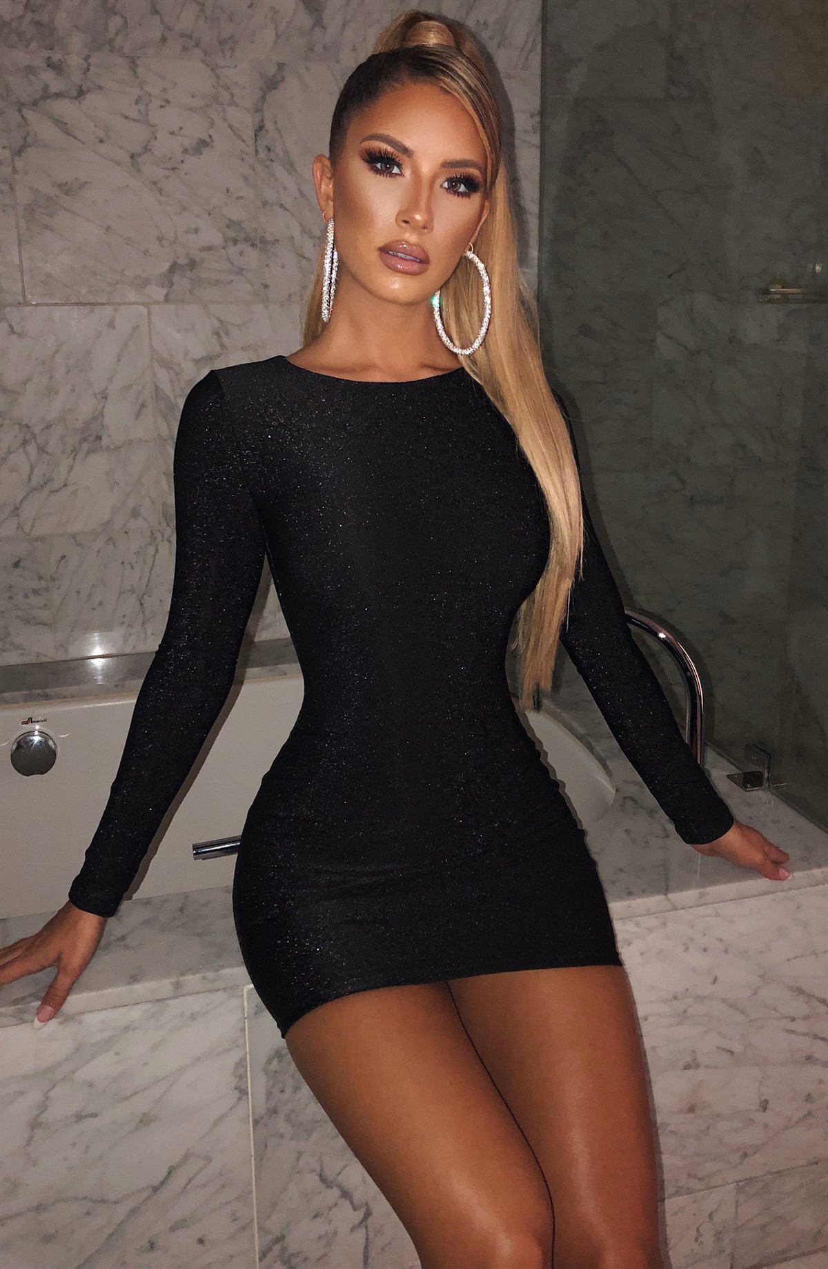 ESNEK SİMLİ KUMAŞ UZUN KOLLU SİYAH MİNİ ELBİSE BLACK MINI DRESS DNM-576-SİYAH