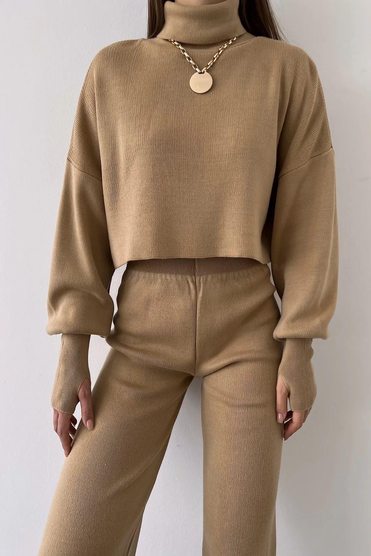 ESNEK TRİKO KUMAŞ EL GEÇMELİ MAVİ UZUN KOLLU ÜST VE YÜKSEK BEL PANTOLON İKİLİ TAKIM SD-015-CAMEL