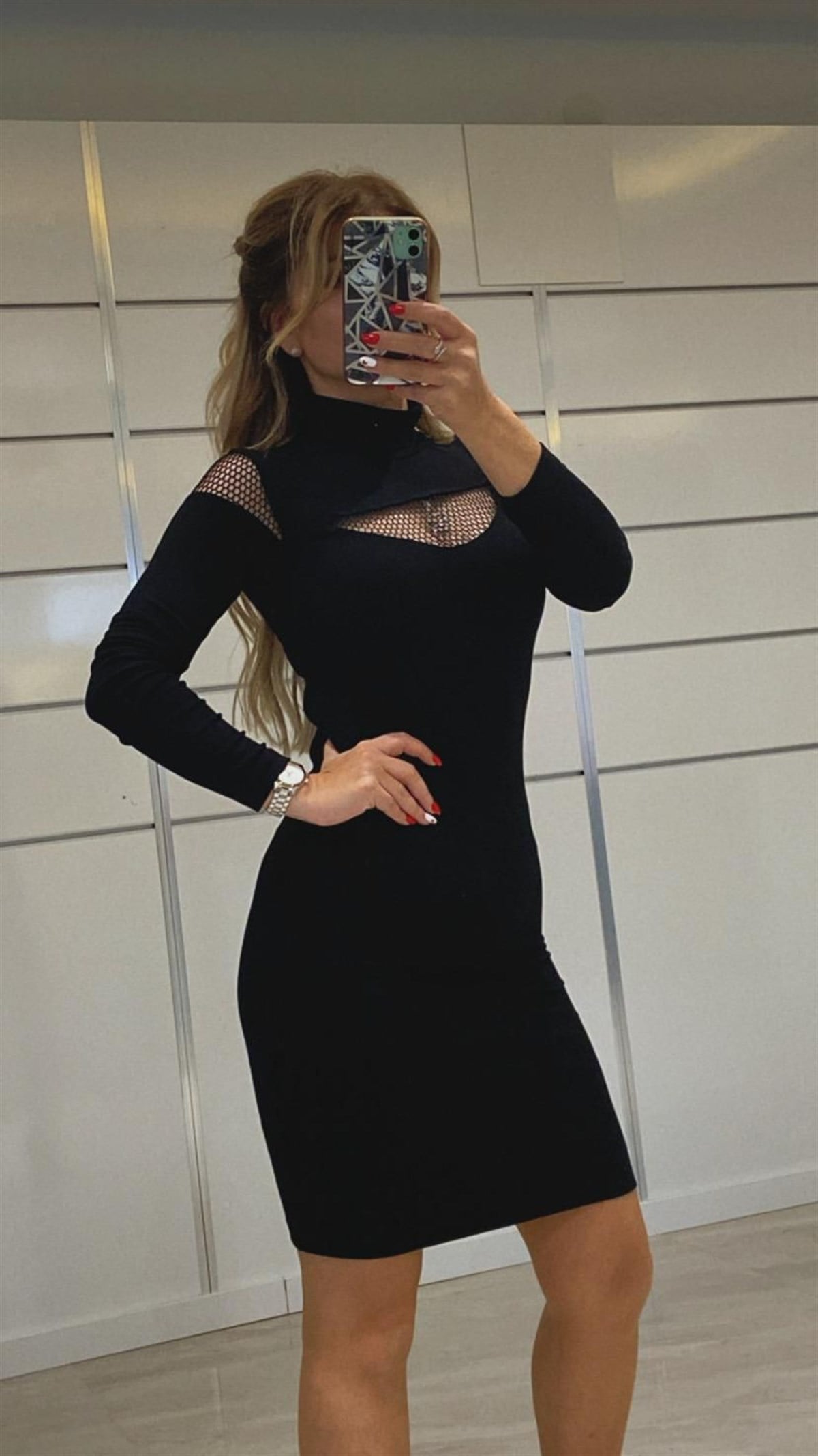 FİLE DEKOLTELİ YAKASI TAŞLI SİYAH UZUN KOLLU ELBİSE BLACK DAYDRESS BLACK MINI DRESS CHP-300-SİYAH