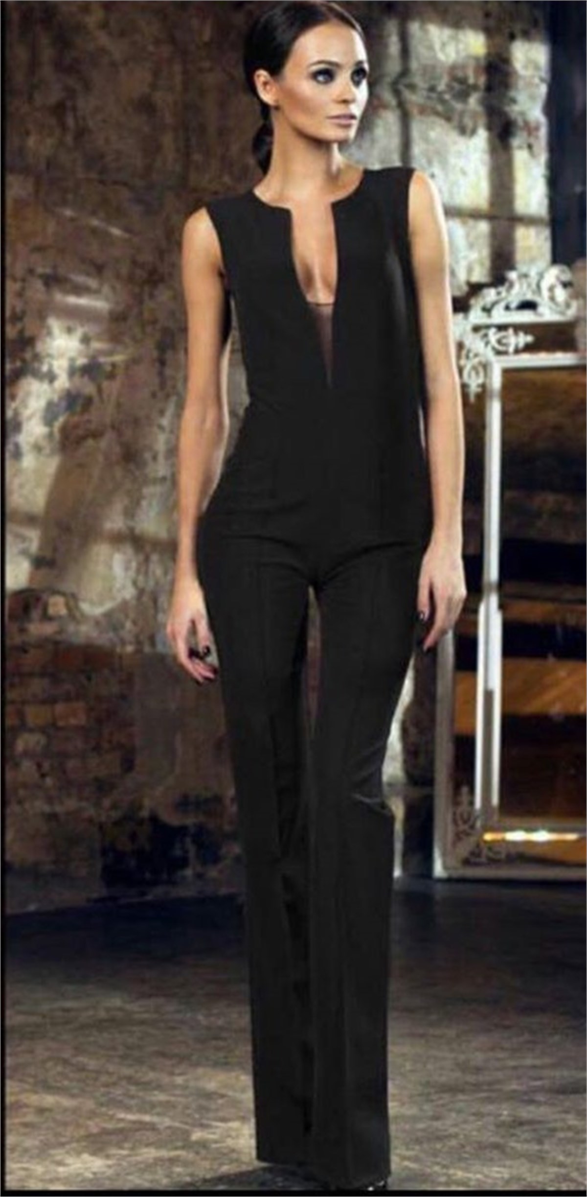 GÖĞÜS DEKOLTELİ TEK PARÇA UZUN SİYAH TULUM MSCX-080