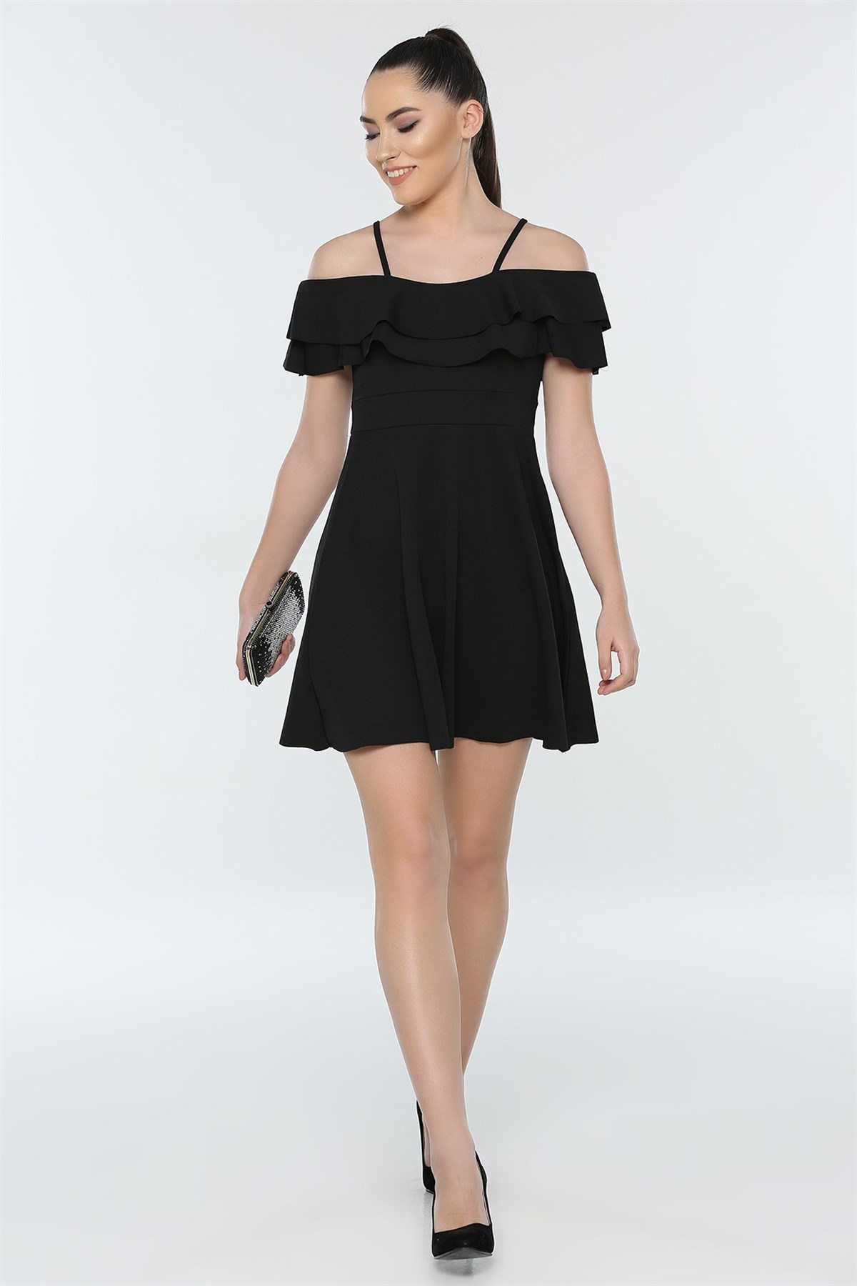 GÖĞÜSÜ VOLAN DETAYLI ASKILI SİYAH MİNİ ELBİSE SİYAH MİNİ ABİYE ELBİSE SİYAH GECE ELBİSESİ BLACK MINI DRESS BLACK PARTY DRESS BLACK CLUBWEAR EMR-014-SİYAH