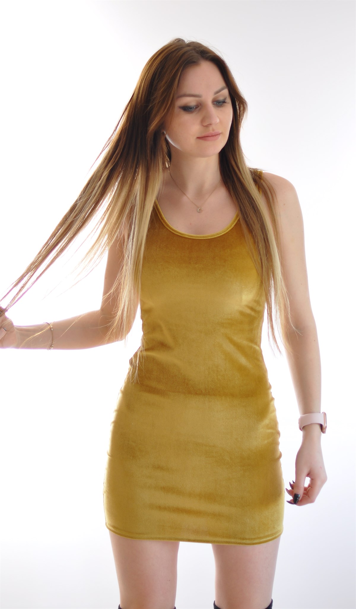 HARDAL RENK ESNEK KADİFE KUMAŞ ASKILI MİNİ ELBİSE ASKILI KADİFE ELBİSE YELLOWSQUARE NECK MINI DRESS DNM-550-HARDAL