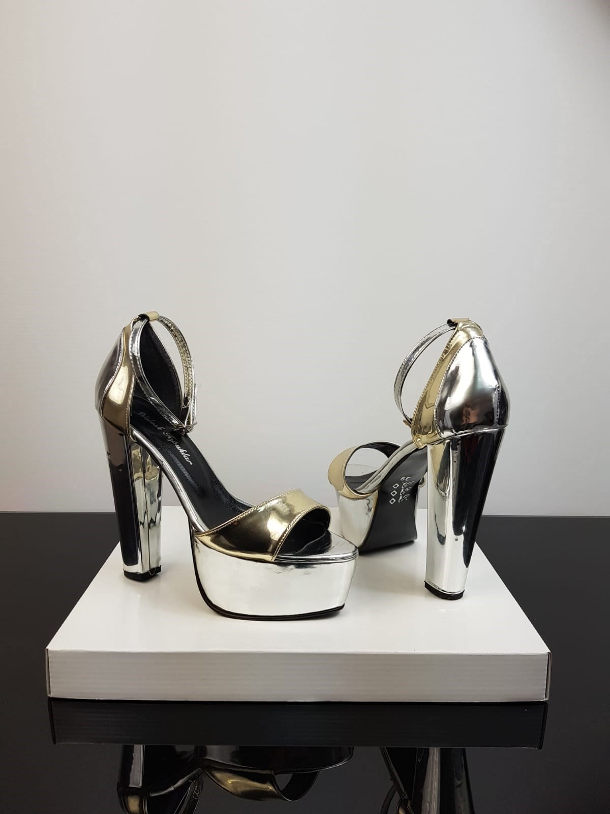 KALIN TOPUKLU RUGAN KUMAŞ GOLD DETAYLI PLATFORM GÜMÜŞ BAYAN AYAKKABI YAZLIK BAYAN AYAKKABI HIGH HEELS SILVER WOMAN SHOES BYNSPT-045-6
