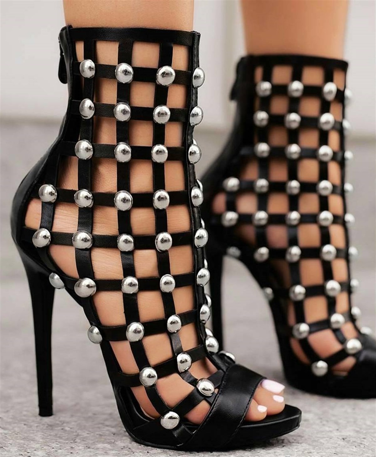 METAL DROP DETAYLI İNCE TOPUK IZGARA TASARIM BAYAN AYAKKABI TREND-005
