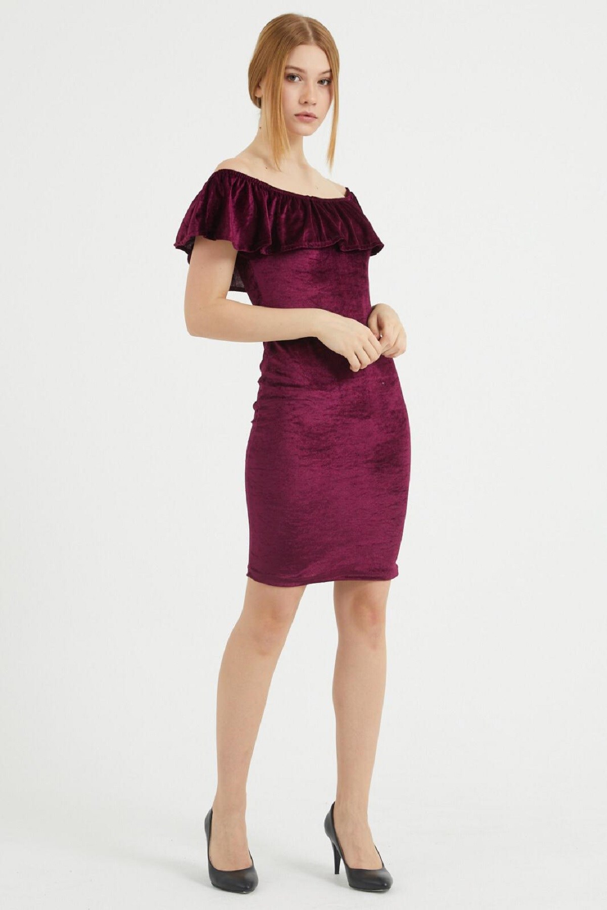 VOLANLI STRAPLEZ GÖĞÜS DEKOLTELİ MÜRDÜM KADİFE MİNİ ELBİSE PURPLE VELVET MINI DRESS EMR-065-MÜRDÜM