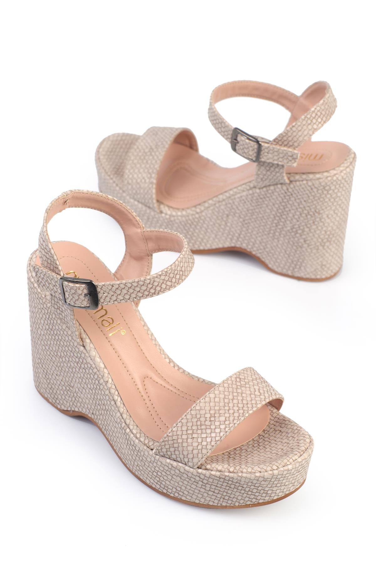 ShoetekBrenna