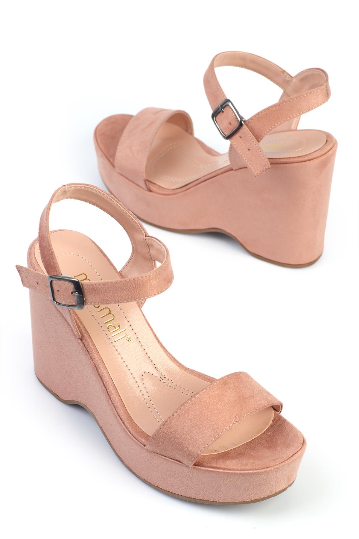 ShoetekBrenna