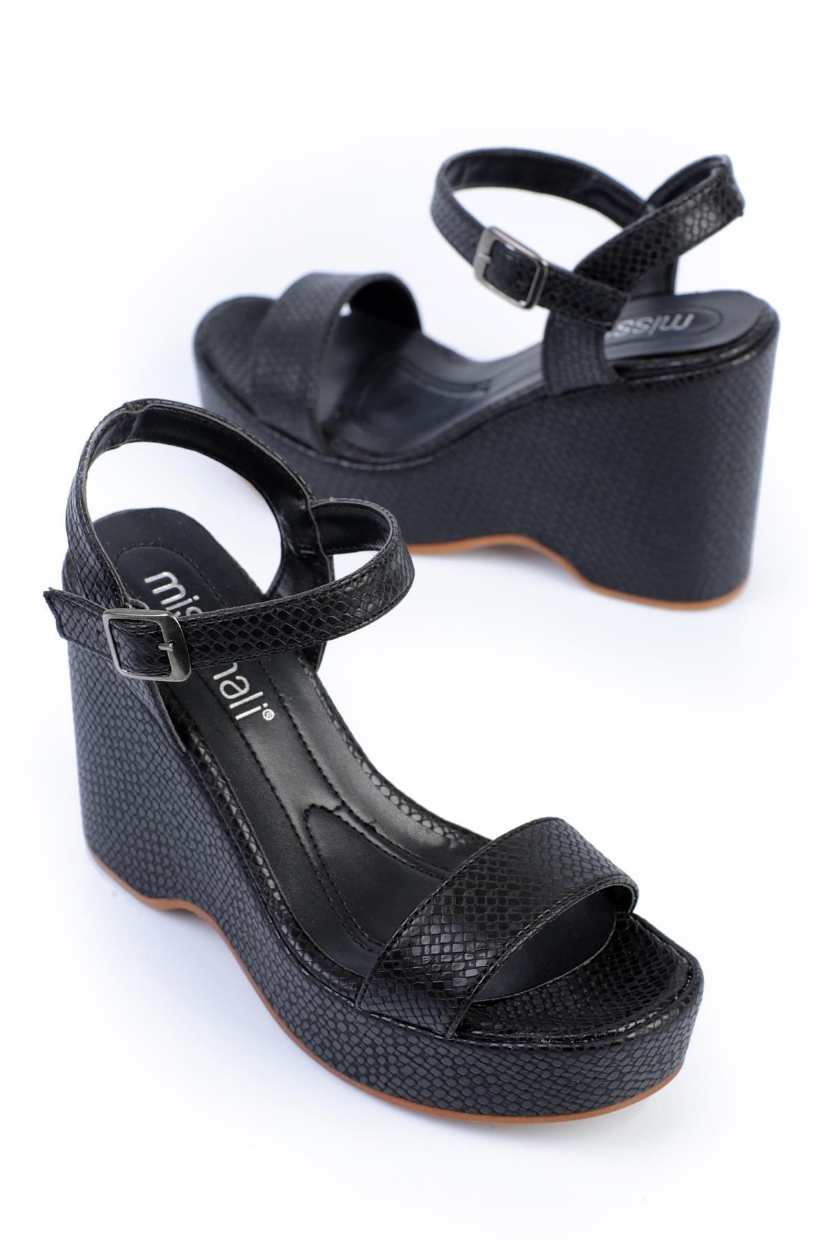 ShoetekBrenna
