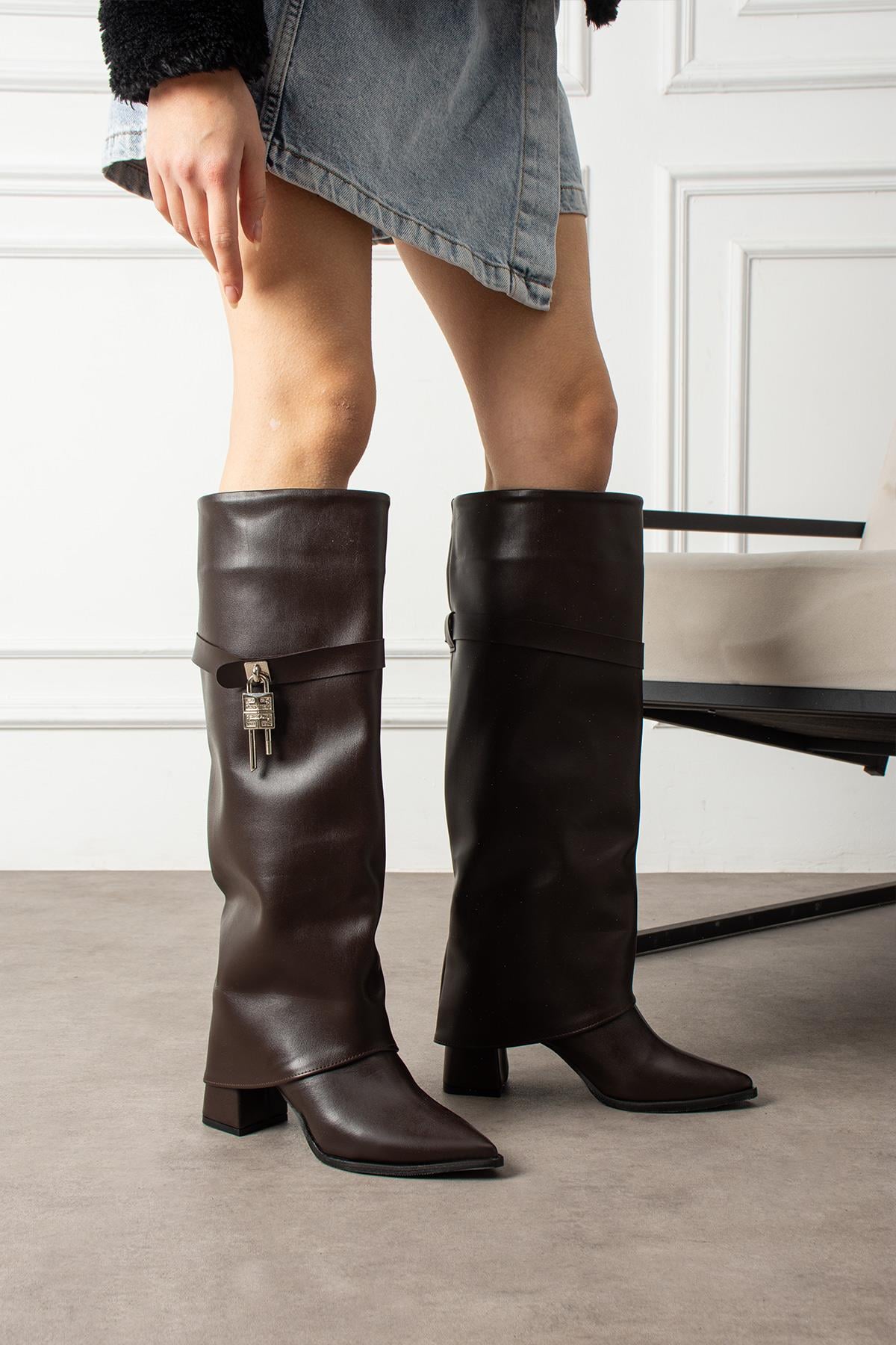 ShoetekLarve