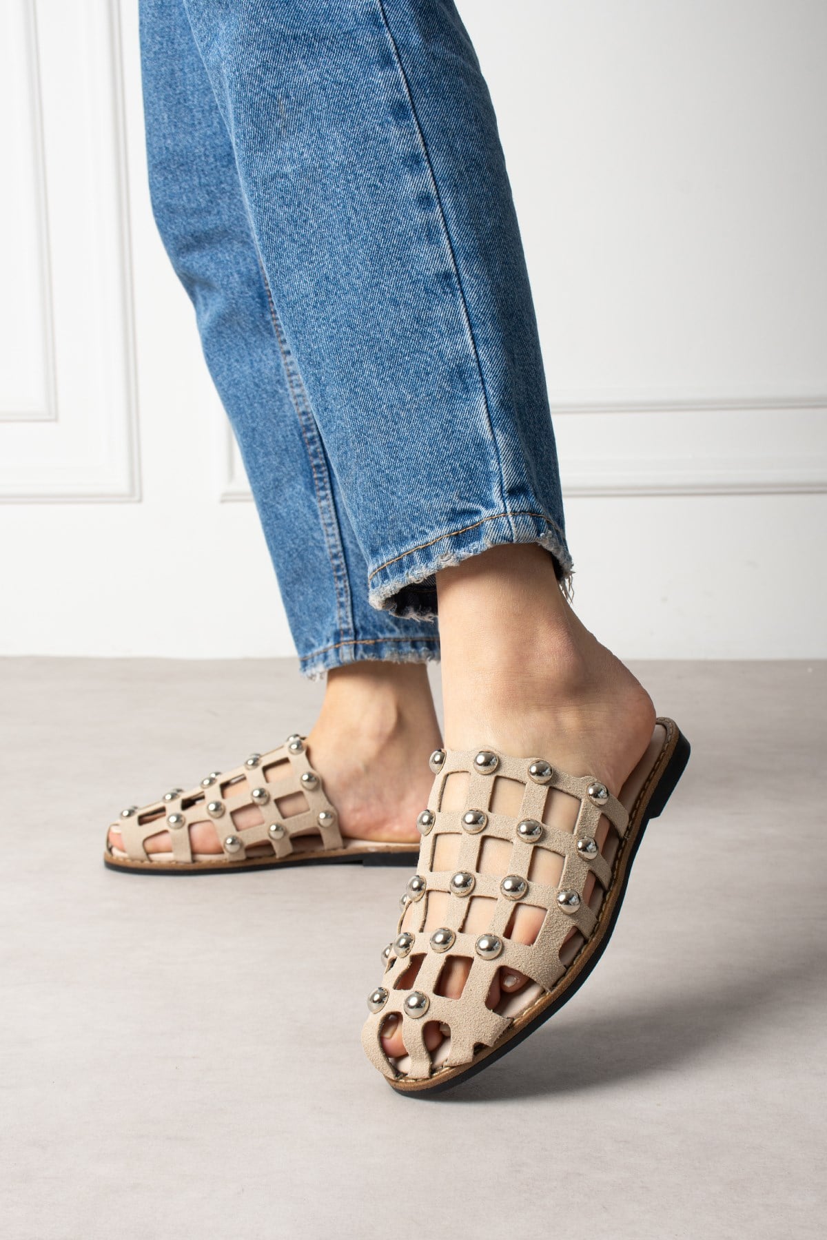 ShoetekLivya