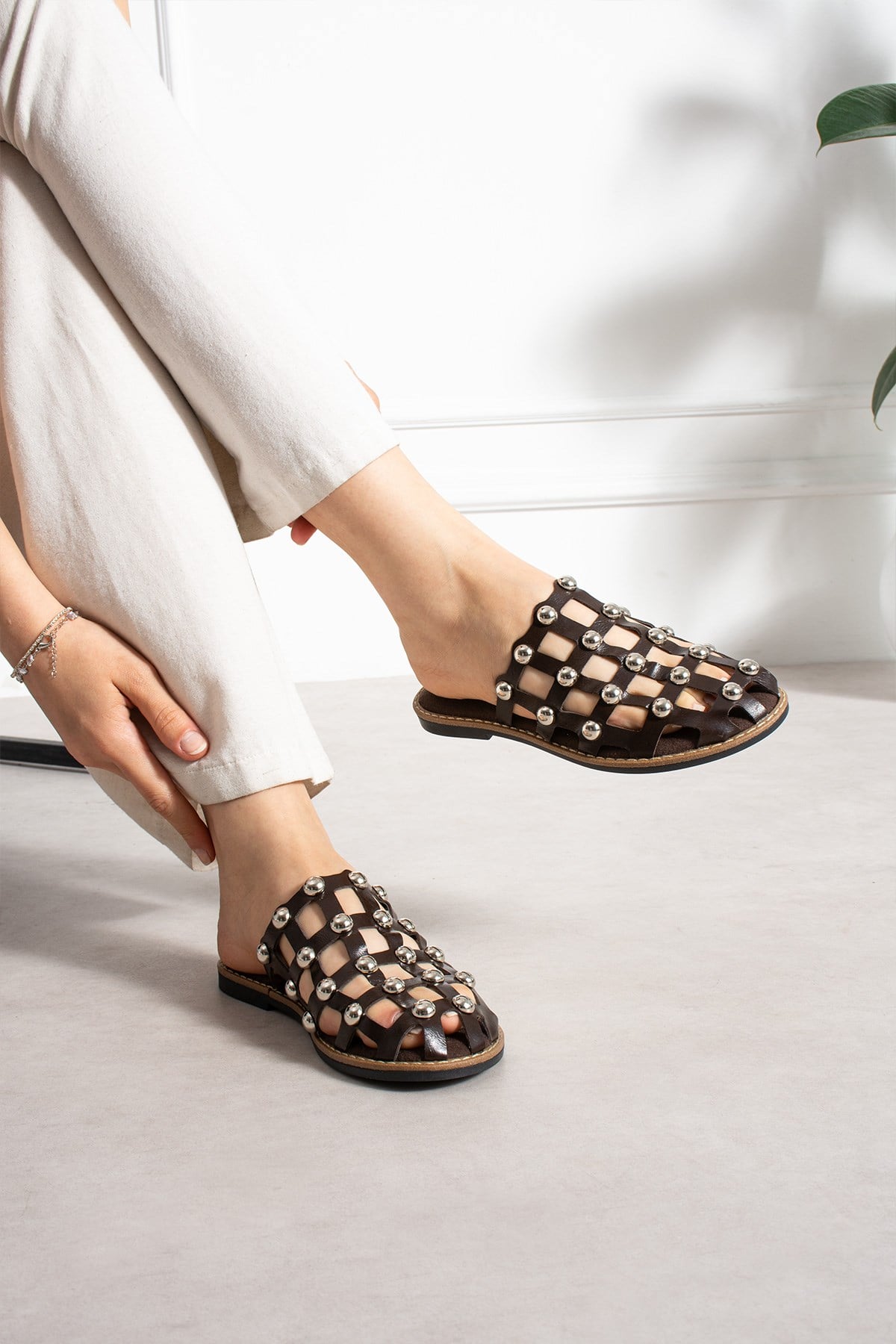 ShoetekLivya