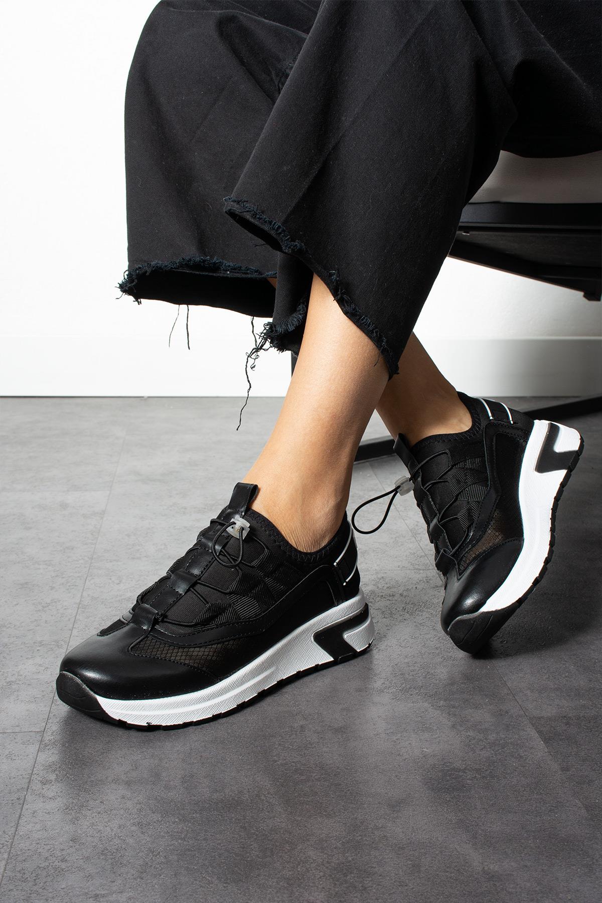ShoetekLoana