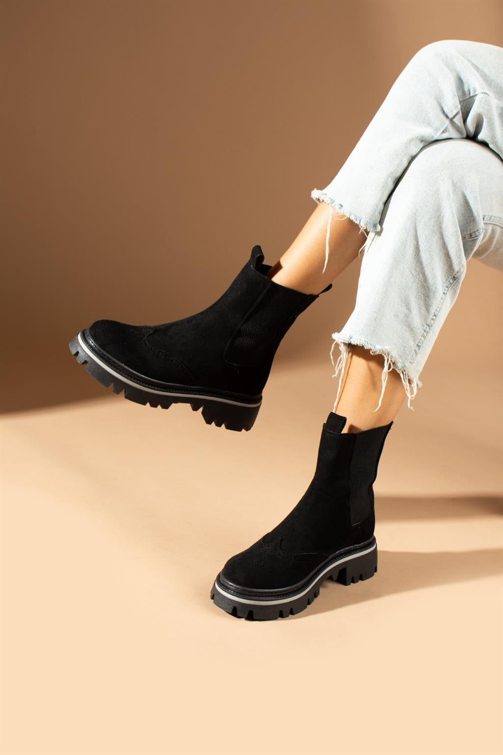 ShoetekMaureen
