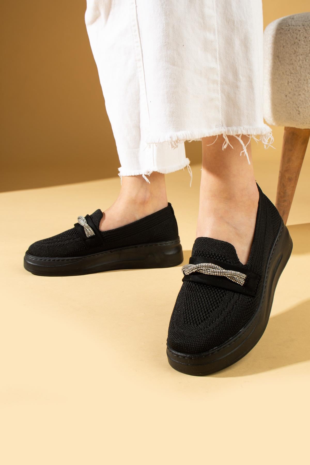 ShoetekAriana