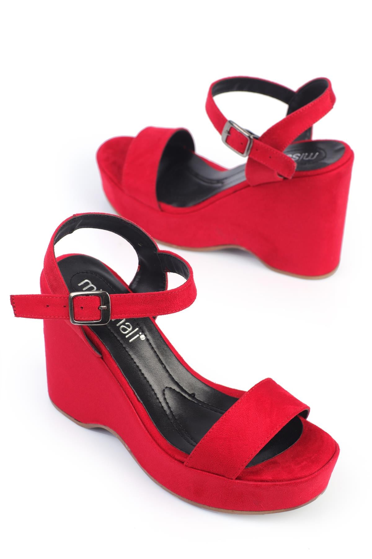ShoetekBrenna