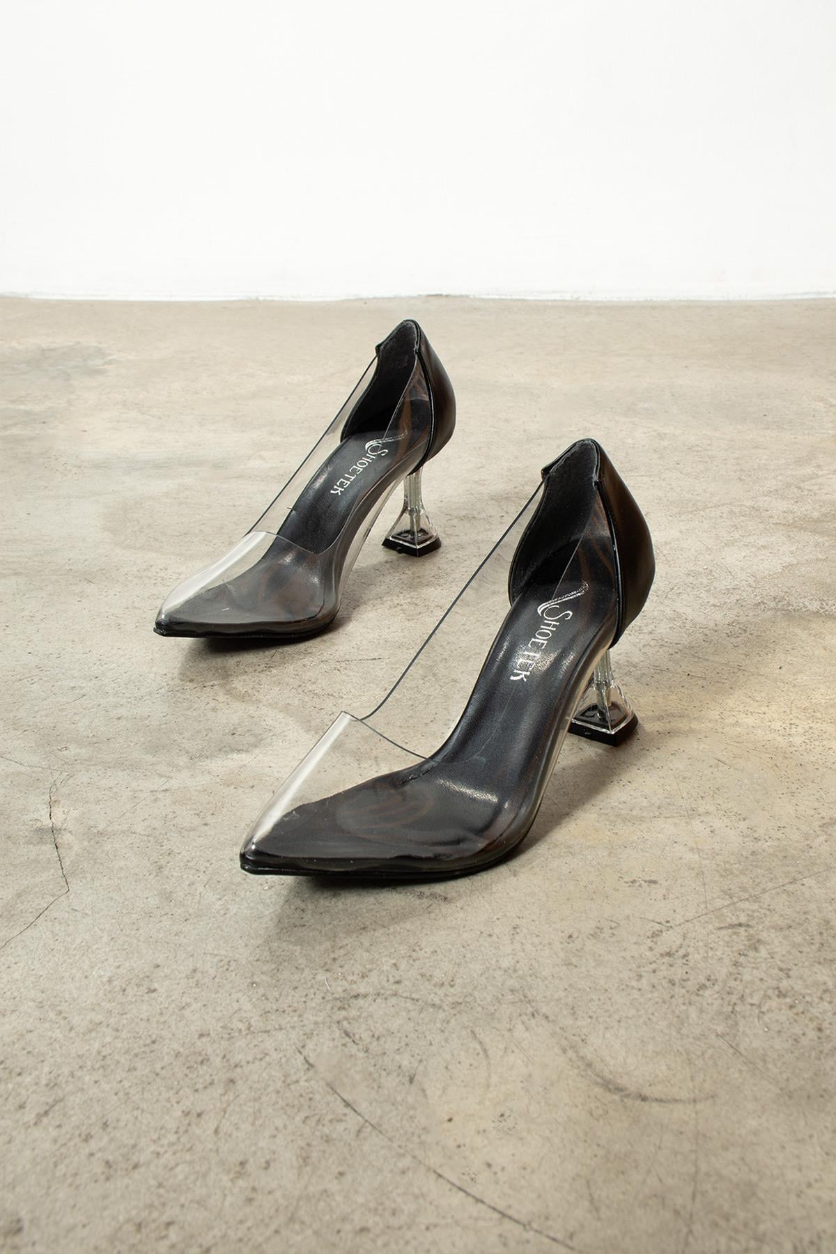 ShoetekDuccia