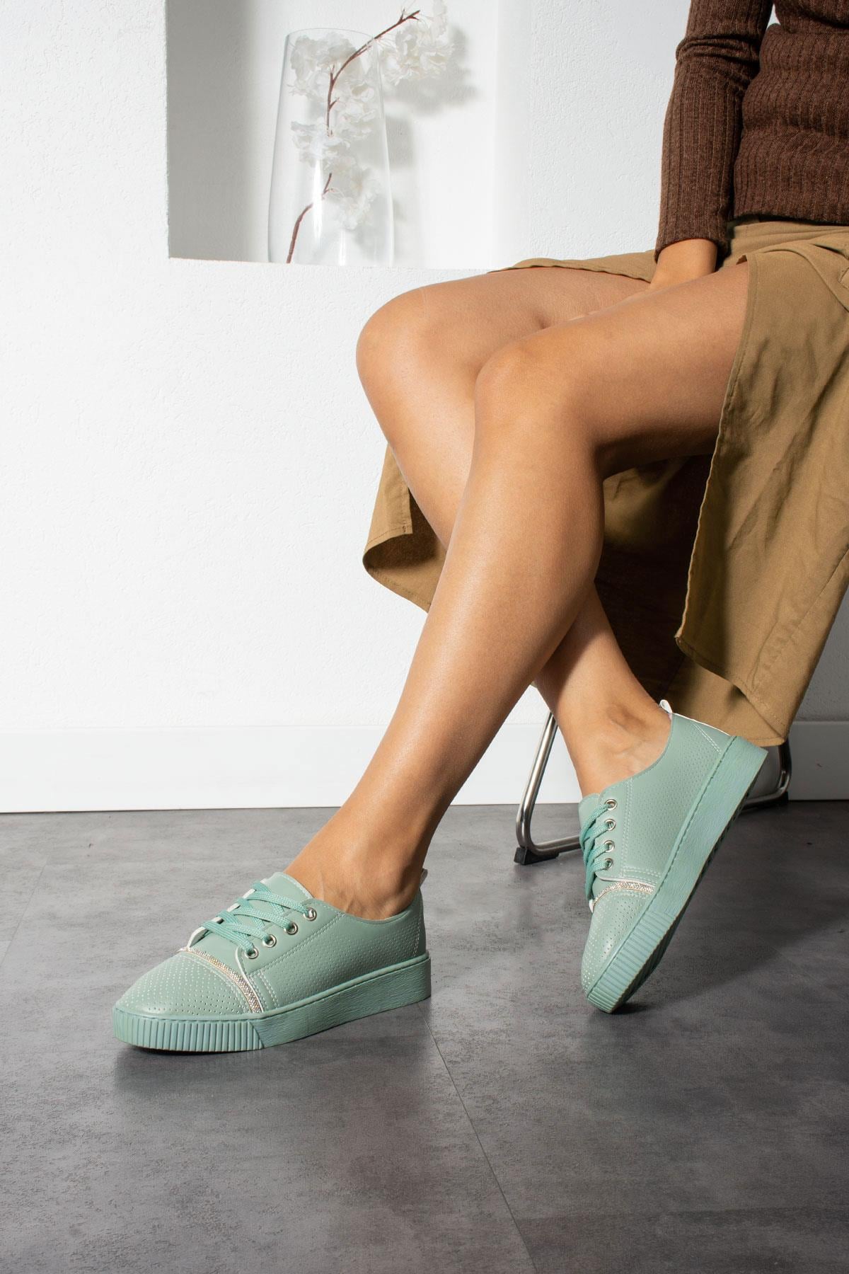 ShoetekElisabeth