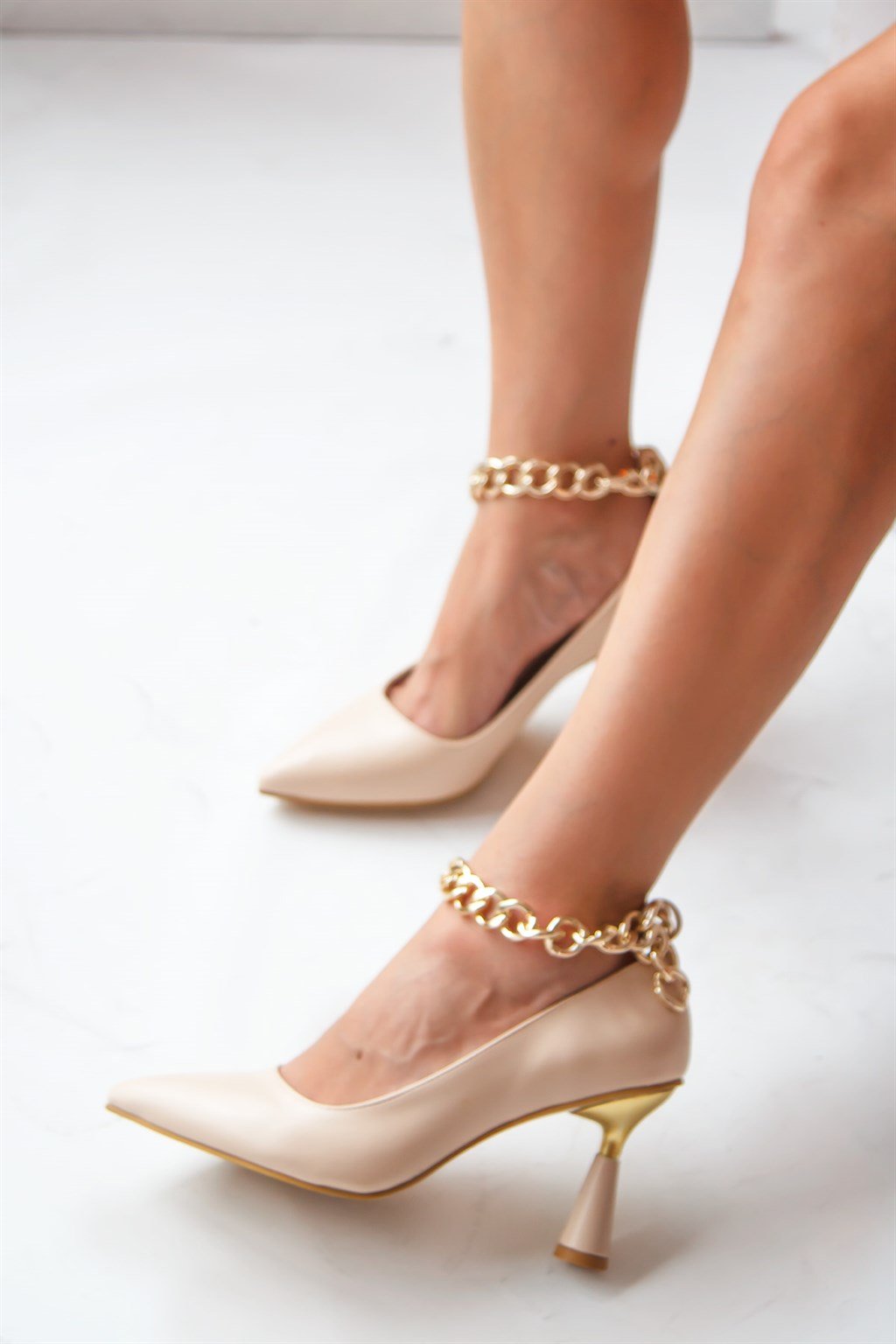 SHOETEK Kadın Stiletto Deri Bilekten Zincirli Topuklu Ayakkabı Charles Ten