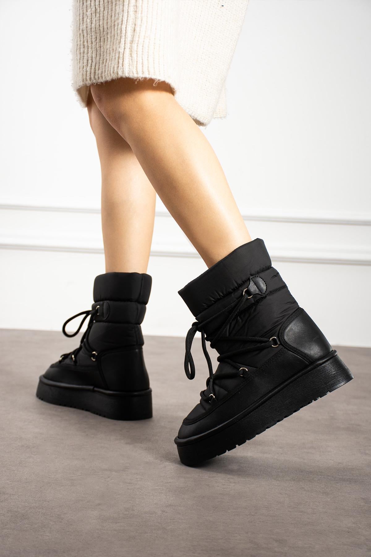ShoetekLeonya