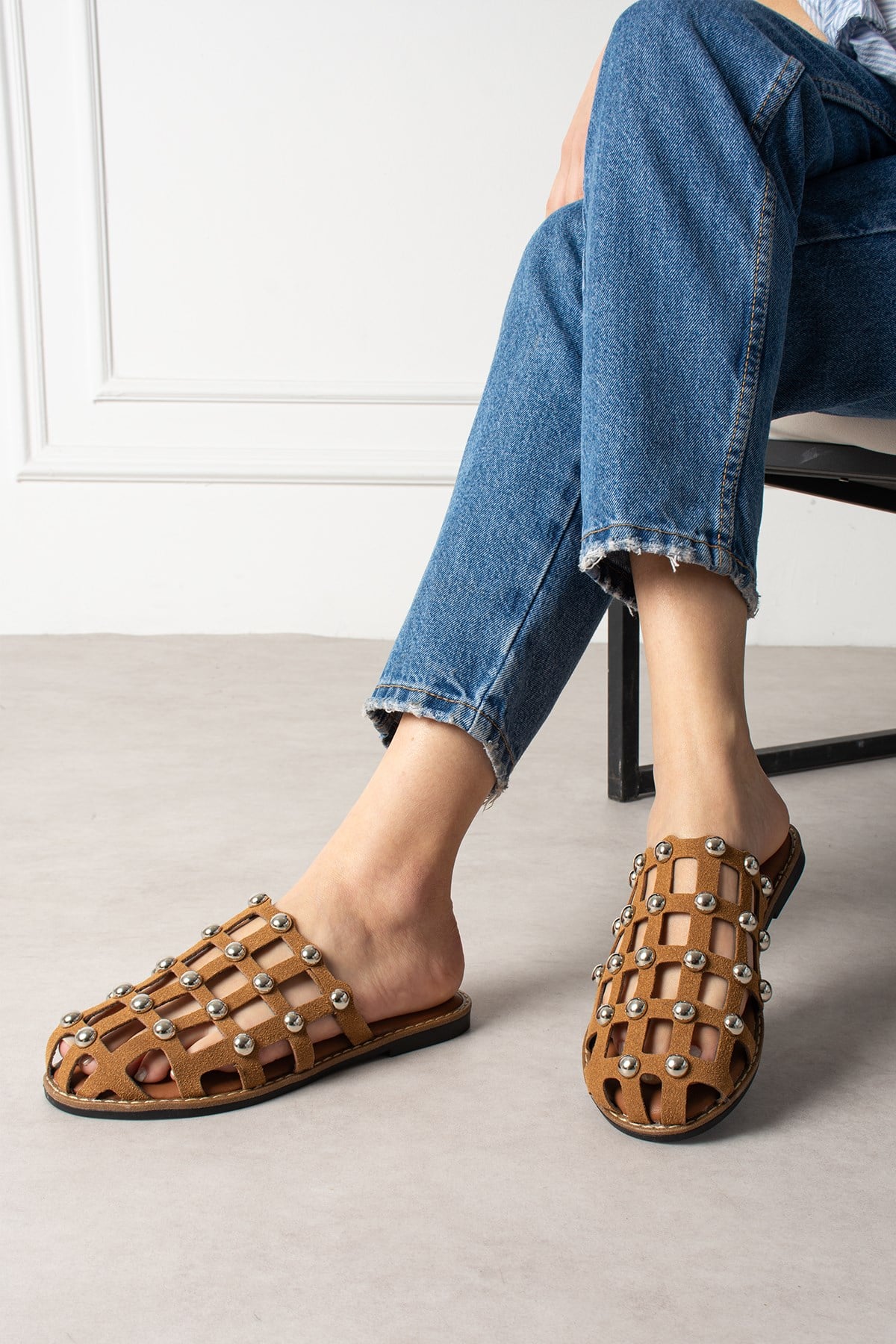 ShoetekLivya