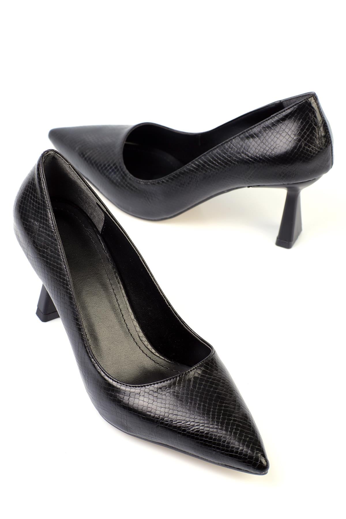 ShoetekLuana