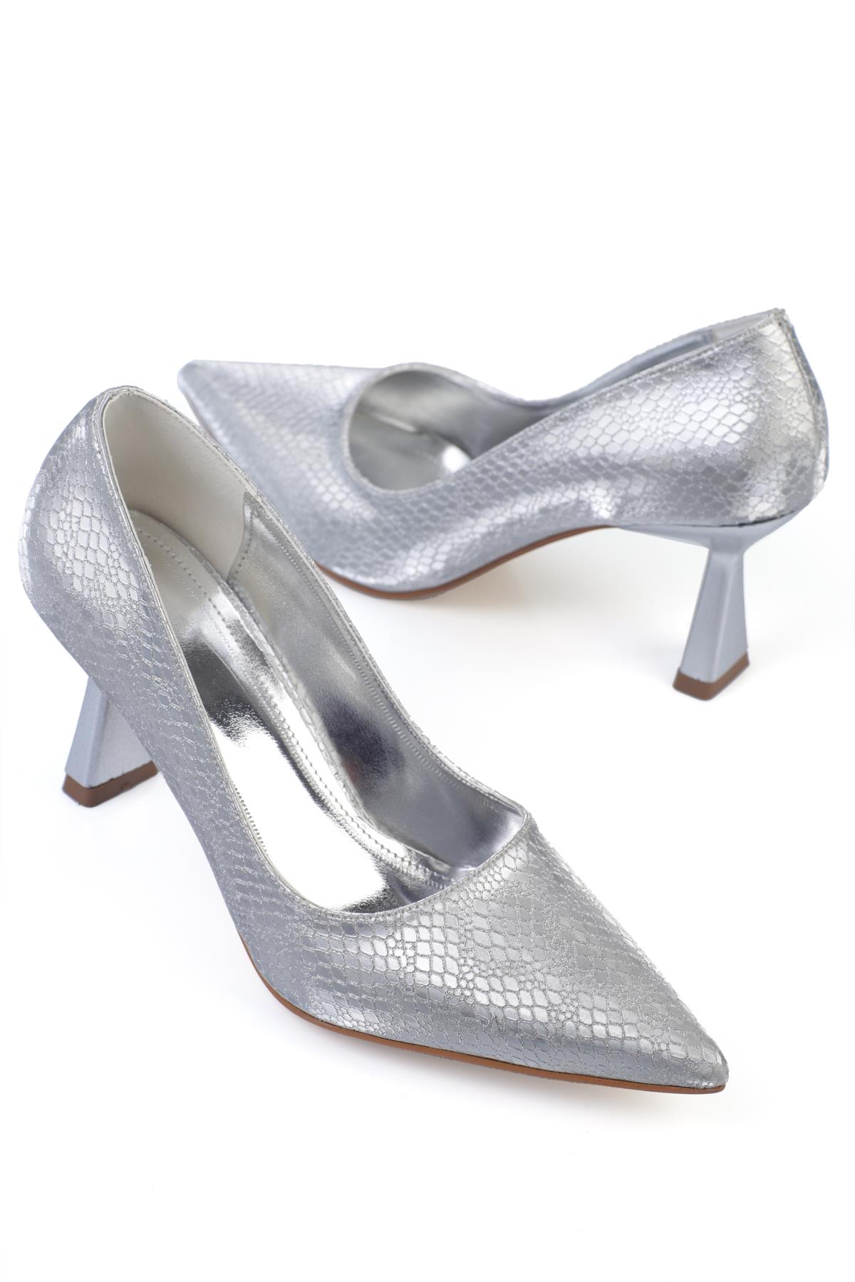 ShoetekLuana
