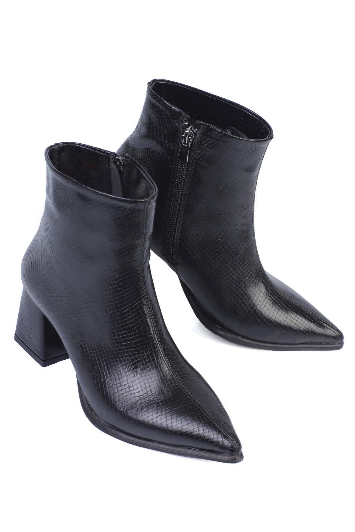 ShoetekSanche