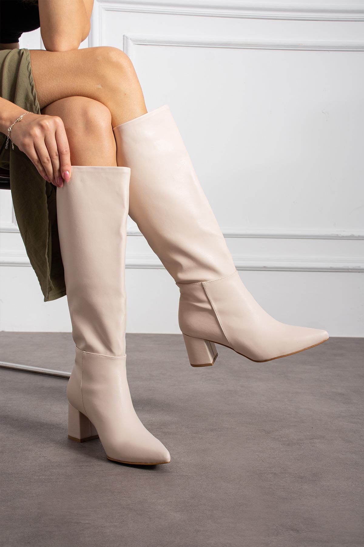 ShoetekTova