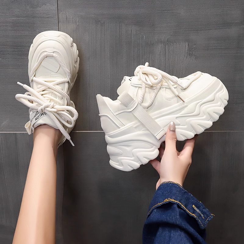 Dolgu Topuk Sneakers