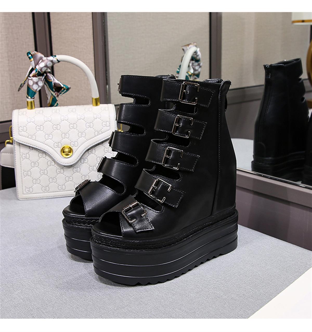 Dolgu Topuk Yazlık Bot