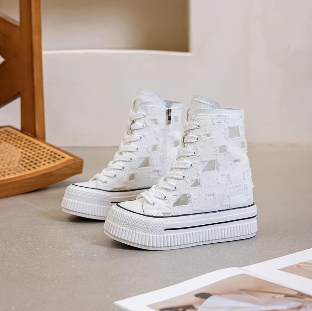 Gizli Topuk Converse Bot