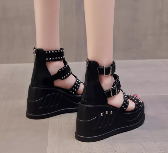 Dolgu Topuk  Gladyatör Sandalet