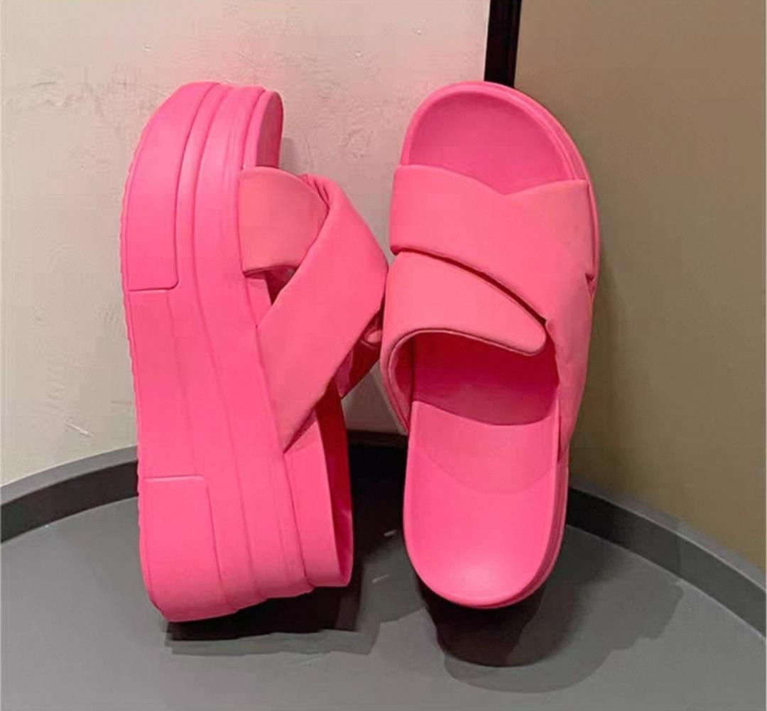 Dolgu Topuk Pembe Terlik